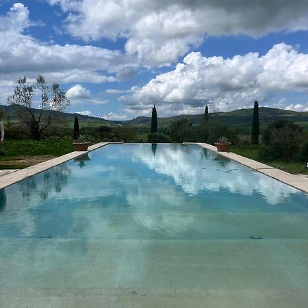 פיינצה Agriturismo Le Sorbelle D'Orcia Con Piscina מראה חיצוני תמונה