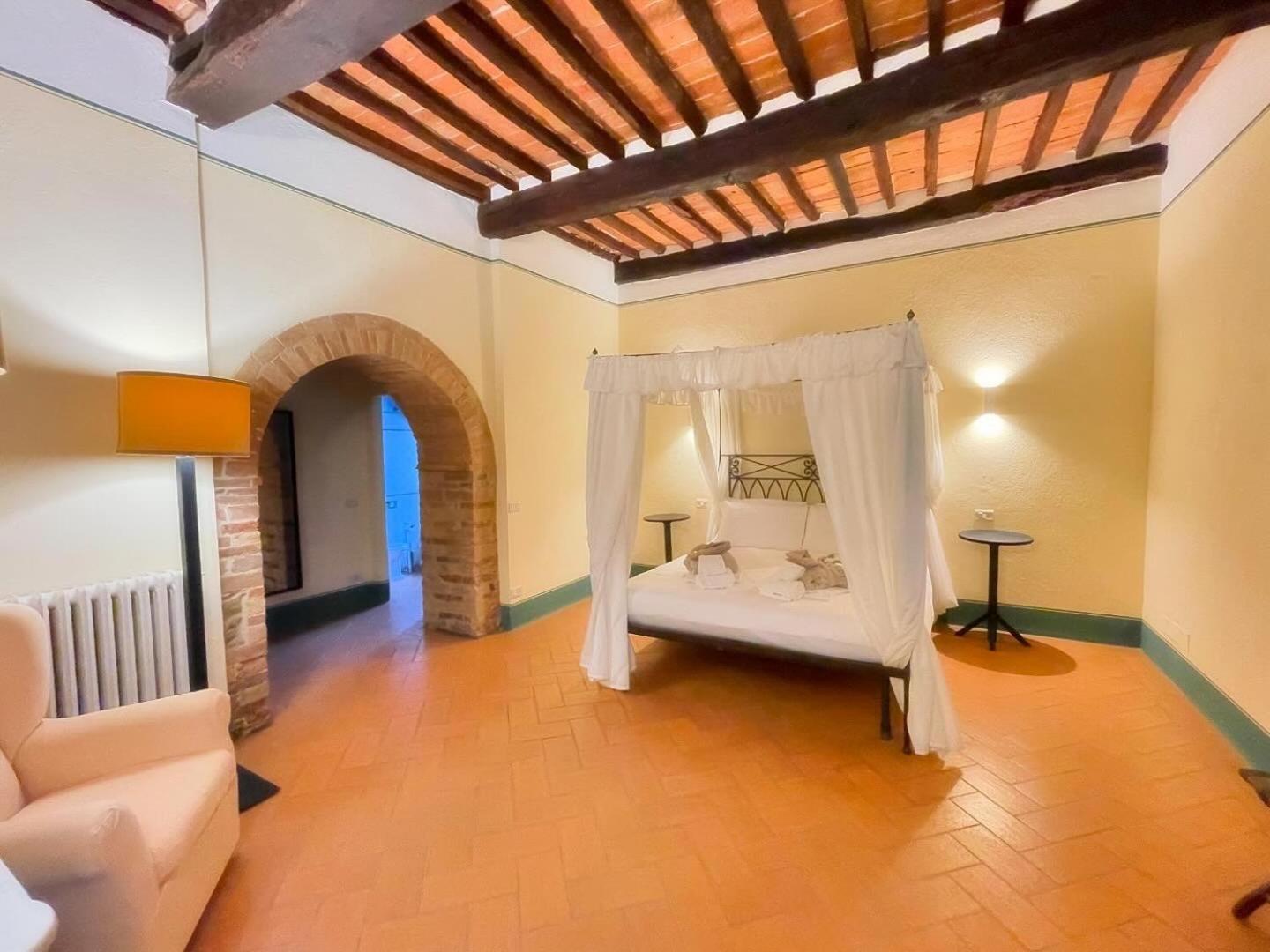 פיינצה Agriturismo Le Sorbelle D'Orcia Con Piscina מראה חיצוני תמונה