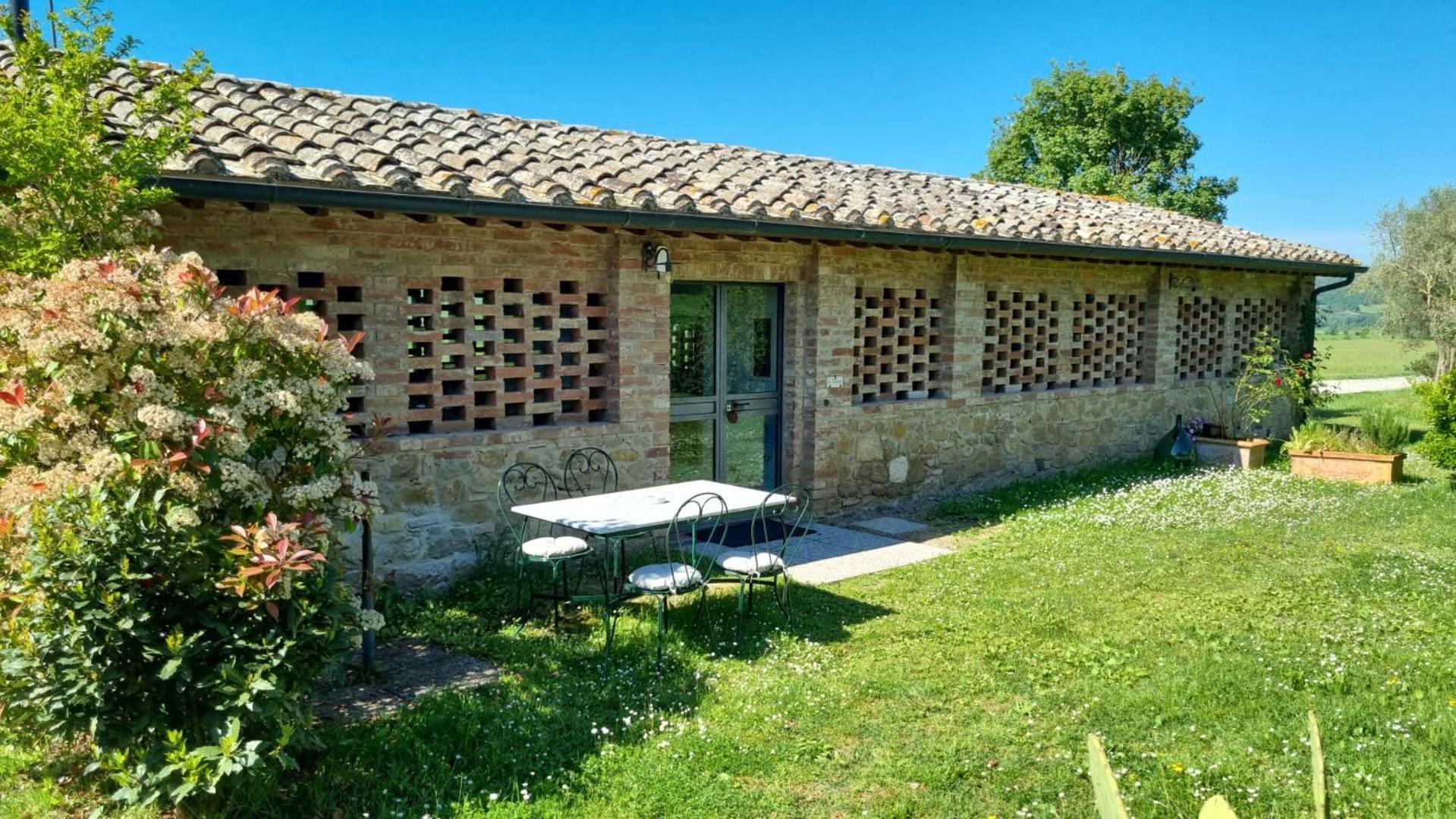 פיינצה Agriturismo Le Sorbelle D'Orcia Con Piscina מראה חיצוני תמונה